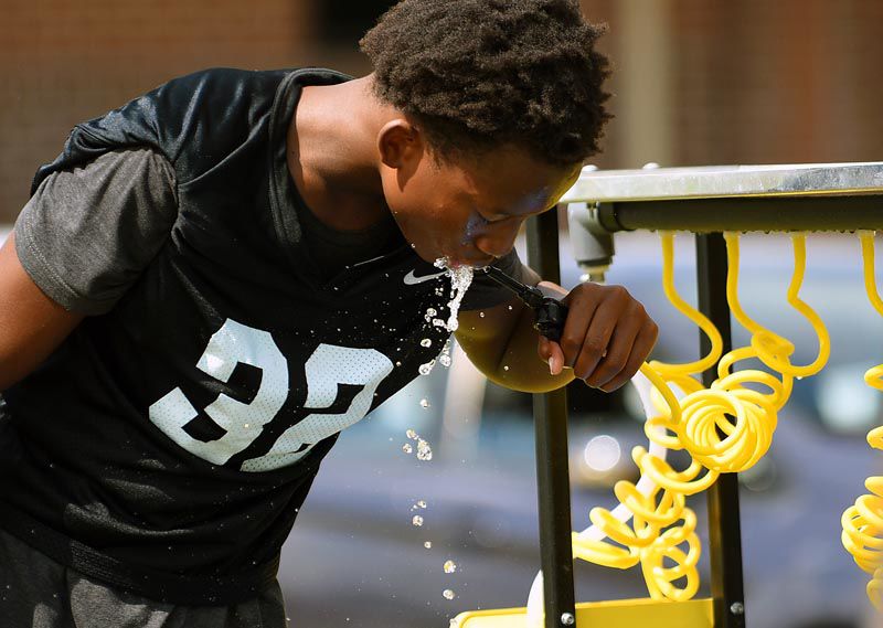 Dothan High Wolves begin football practice